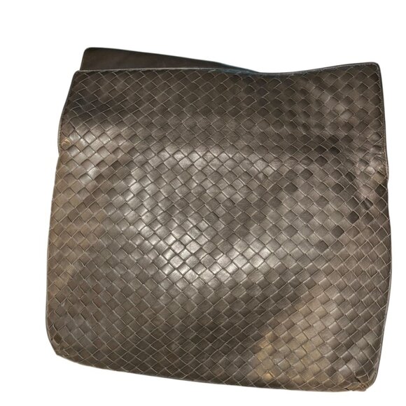 bottega veneta signature woven gray leather clutch bag dust  bottega veneta signature woven gray leather clutch bag dust cover